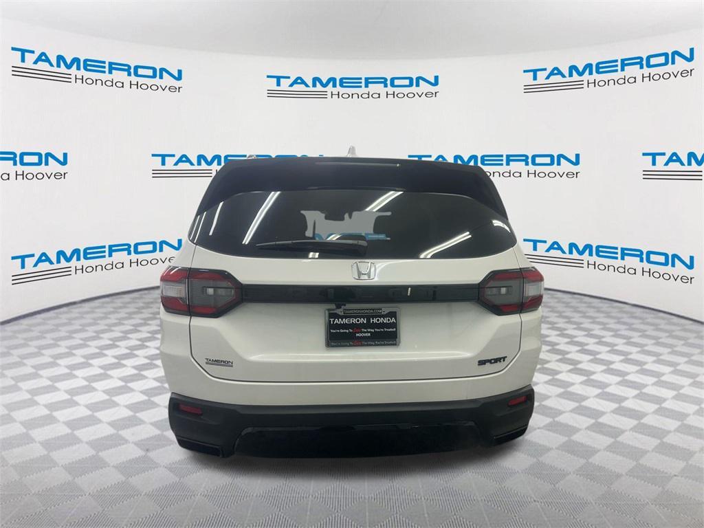 new 2026 Honda Pilot car, priced at $44,145