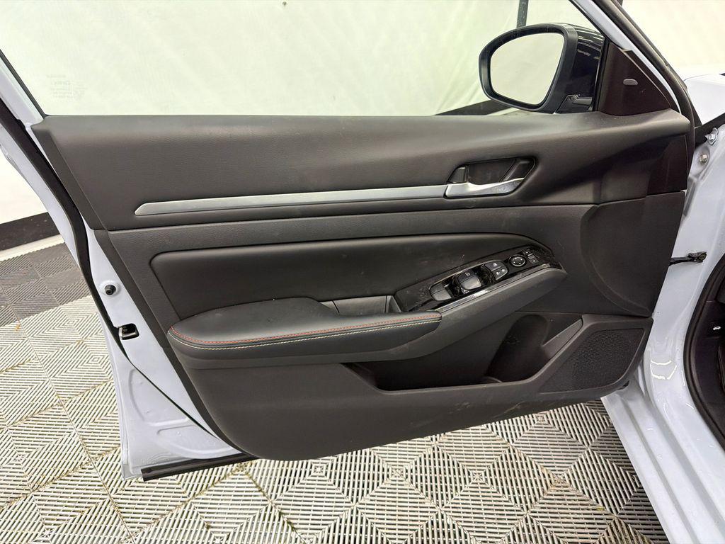 used 2024 Nissan Altima car, priced at $21,814