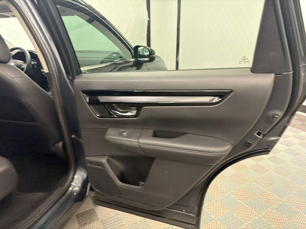 used 2025 Honda CR-V car, priced at $31,697