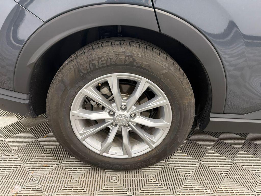 used 2025 Honda CR-V car, priced at $31,697