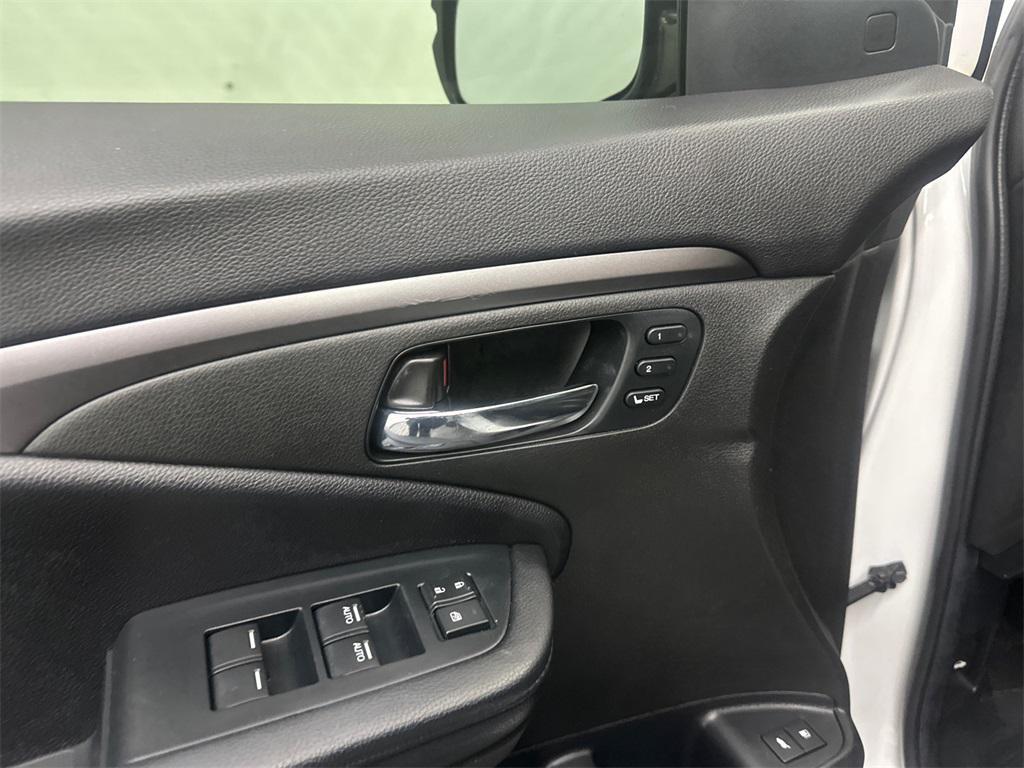 used 2022 Honda Pilot car, priced at $29,448