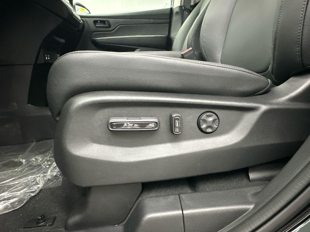 new 2026 Honda Odyssey car, priced at $44,885