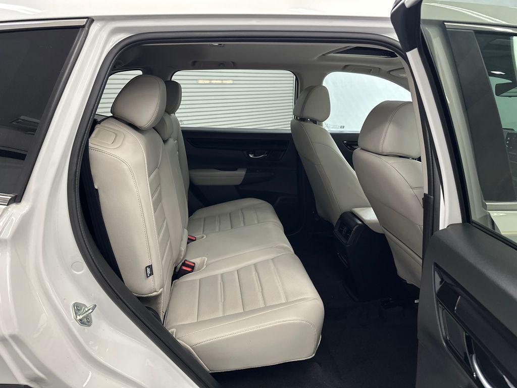 used 2025 Honda CR-V car, priced at $32,998