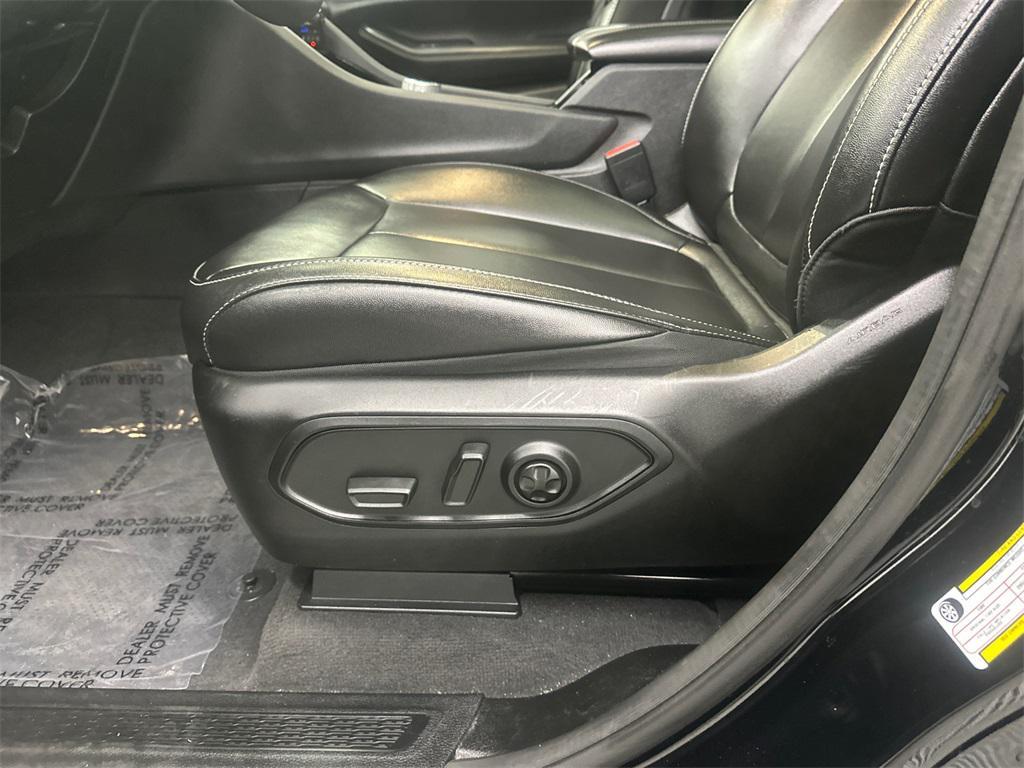 used 2023 Jeep Grand Cherokee car, priced at $26,409