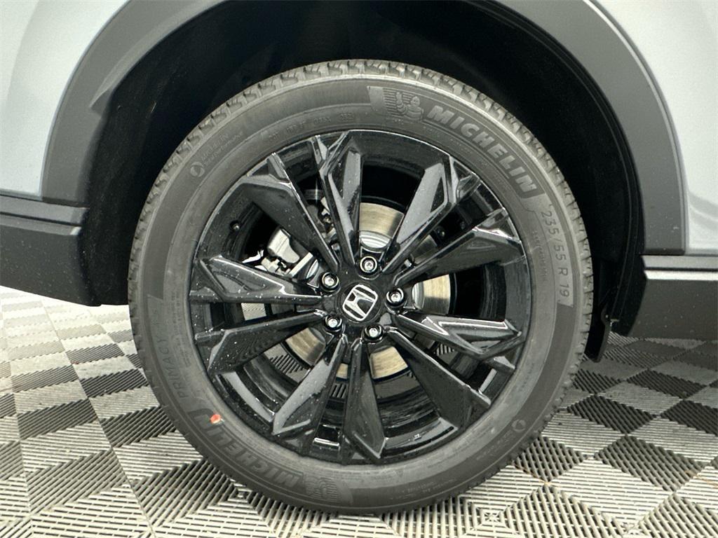 new 2026 Honda CR-V Hybrid car, priced at $44,455