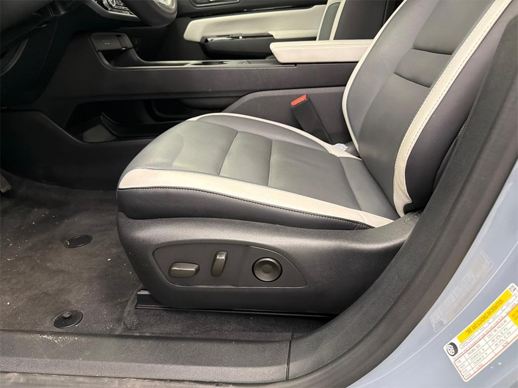 used 2024 Honda Prologue car, priced at $25,949