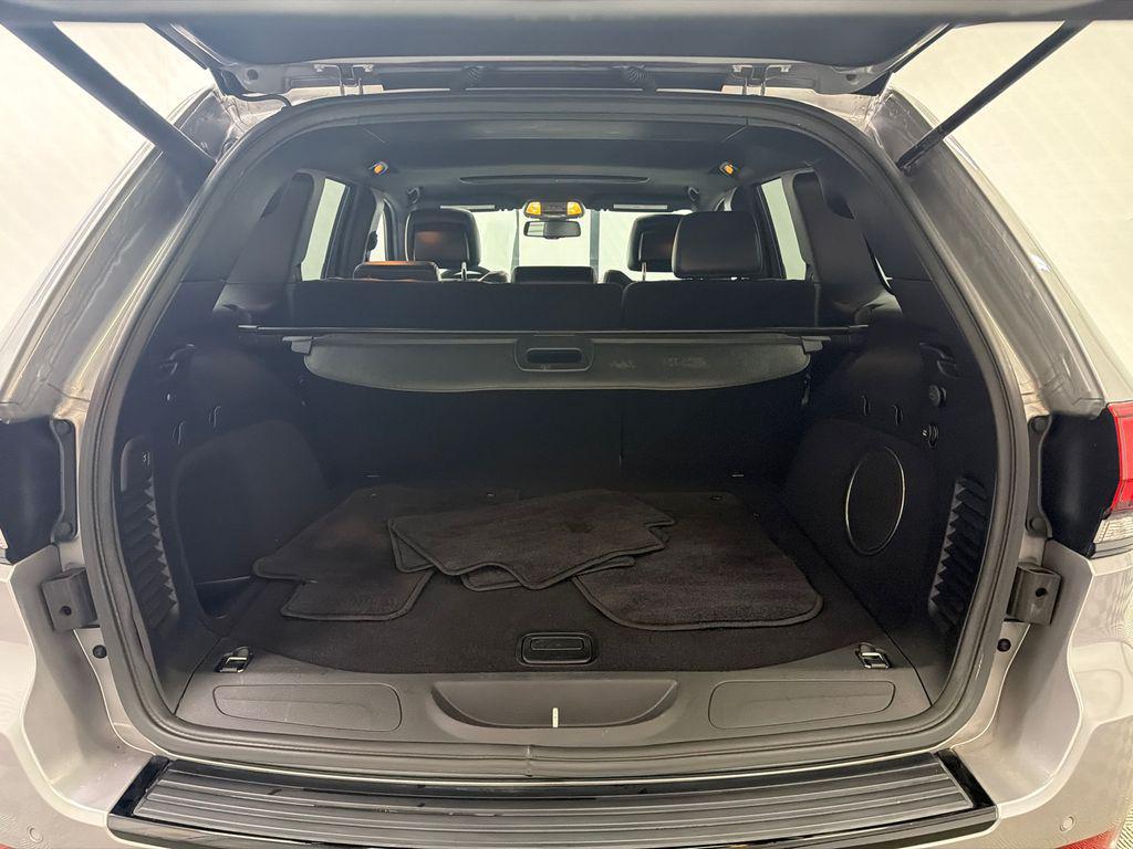 used 2015 Jeep Grand Cherokee car, priced at $12,995