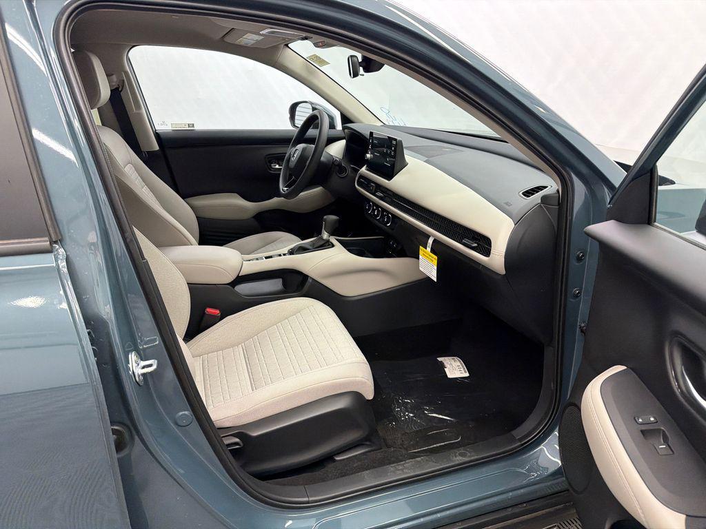 new 2026 Honda HR-V car, priced at $28,405