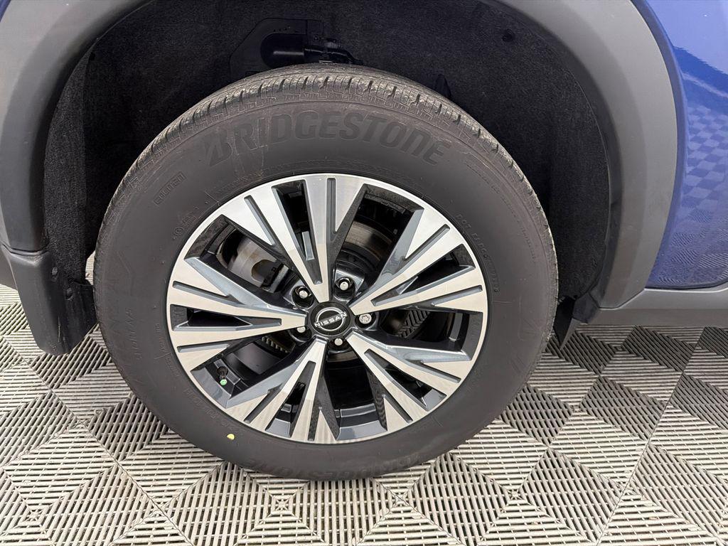 used 2023 Nissan Rogue car, priced at $19,999