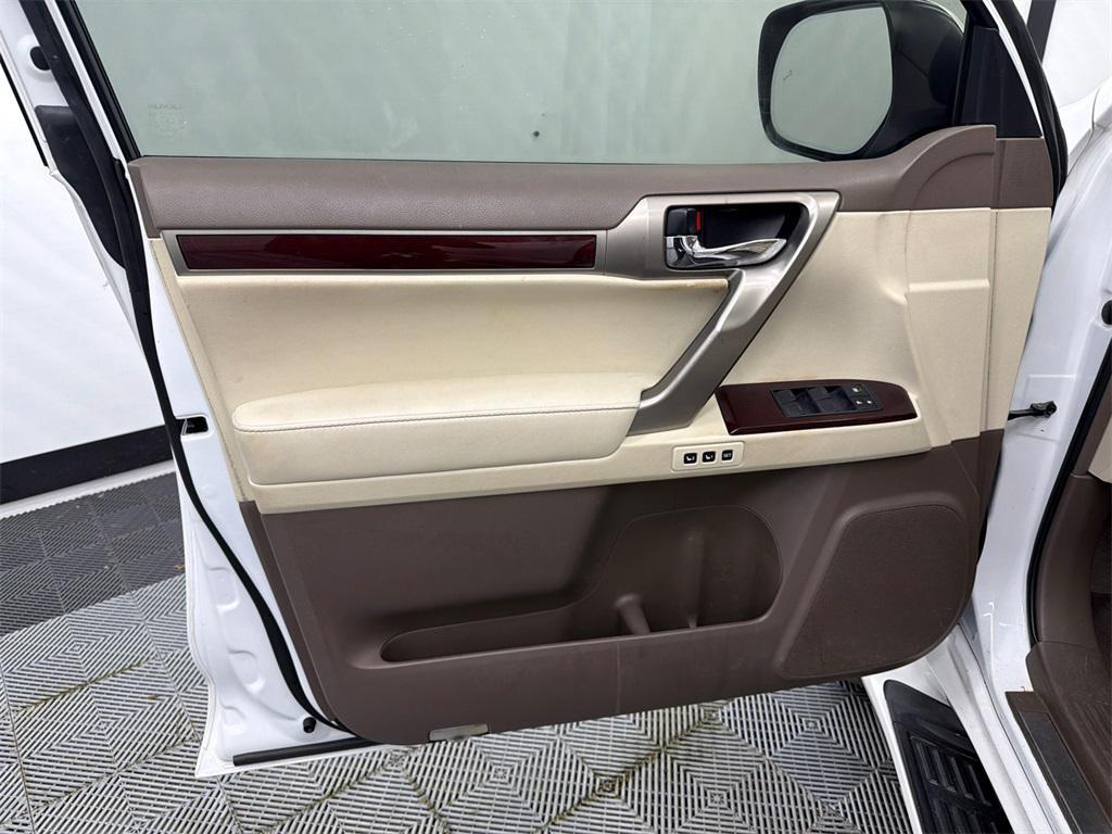 used 2018 Lexus GX 460 car, priced at $20,999