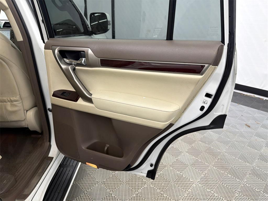 used 2018 Lexus GX 460 car, priced at $20,999