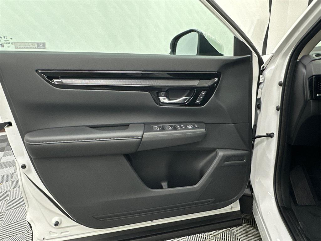 new 2026 Honda CR-V car, priced at $37,305