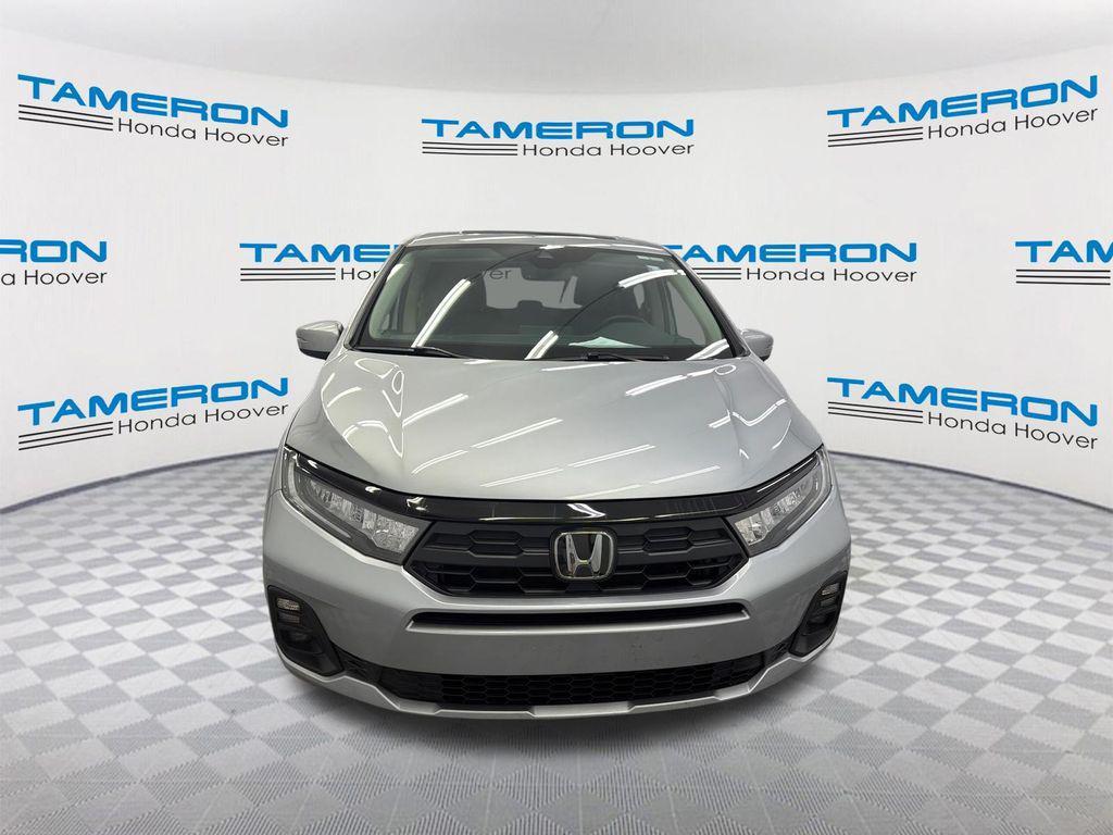 used 2025 Honda Odyssey car, priced at $34,999