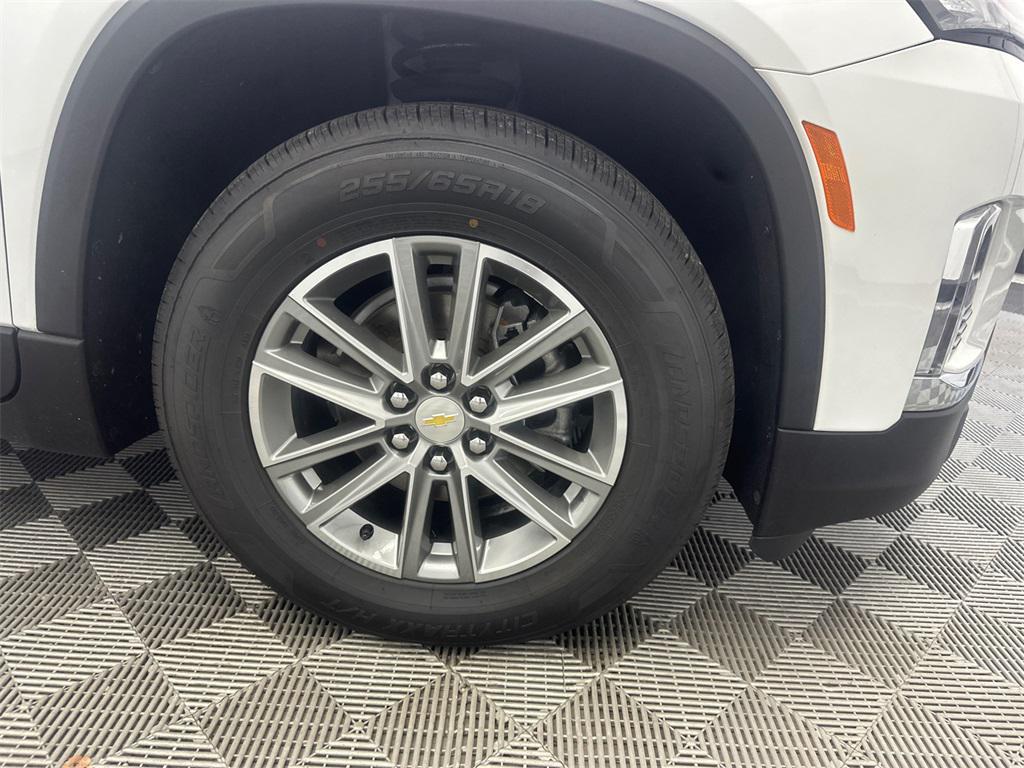 used 2023 Chevrolet Traverse car, priced at $25,499