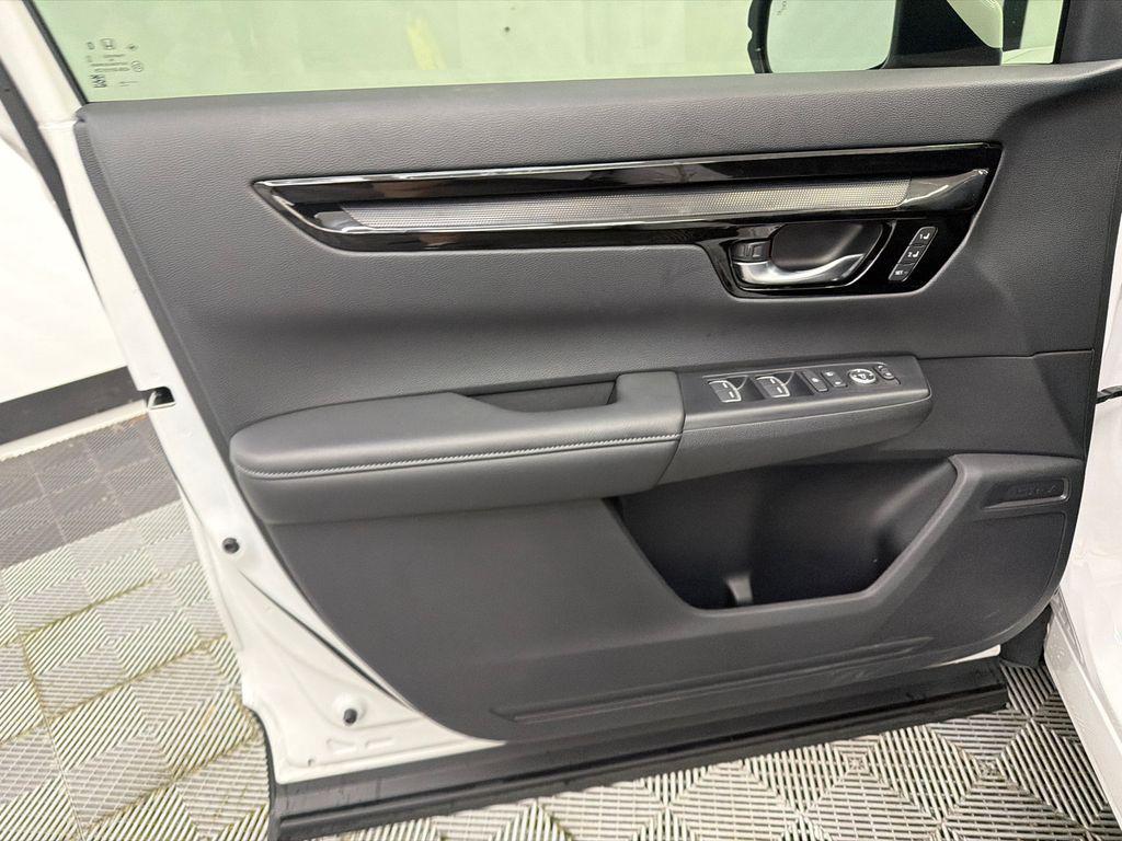 used 2024 Honda CR-V car, priced at $32,999