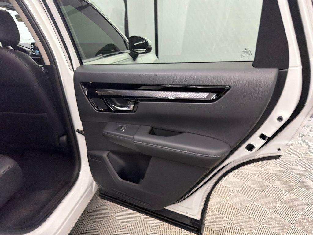 used 2024 Honda CR-V car, priced at $32,999