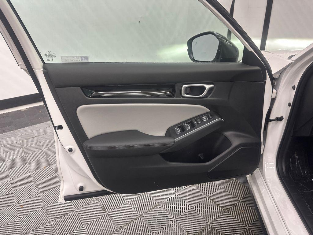 new 2026 Honda Civic Hybrid car, priced at $35,245