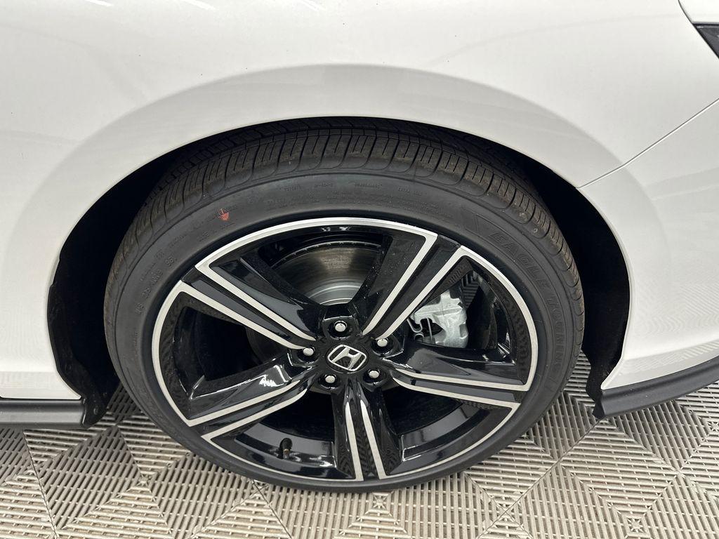 new 2026 Honda Accord Hybrid car, priced at $35,445