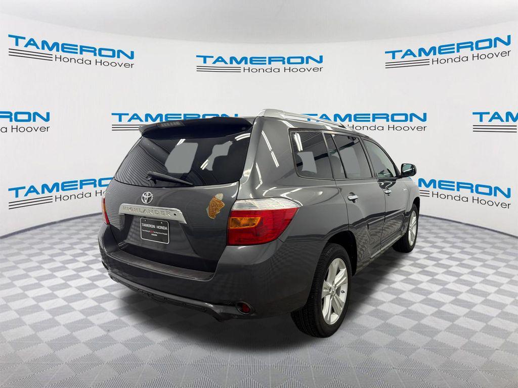 used 2010 Toyota Highlander car, priced at $10,894