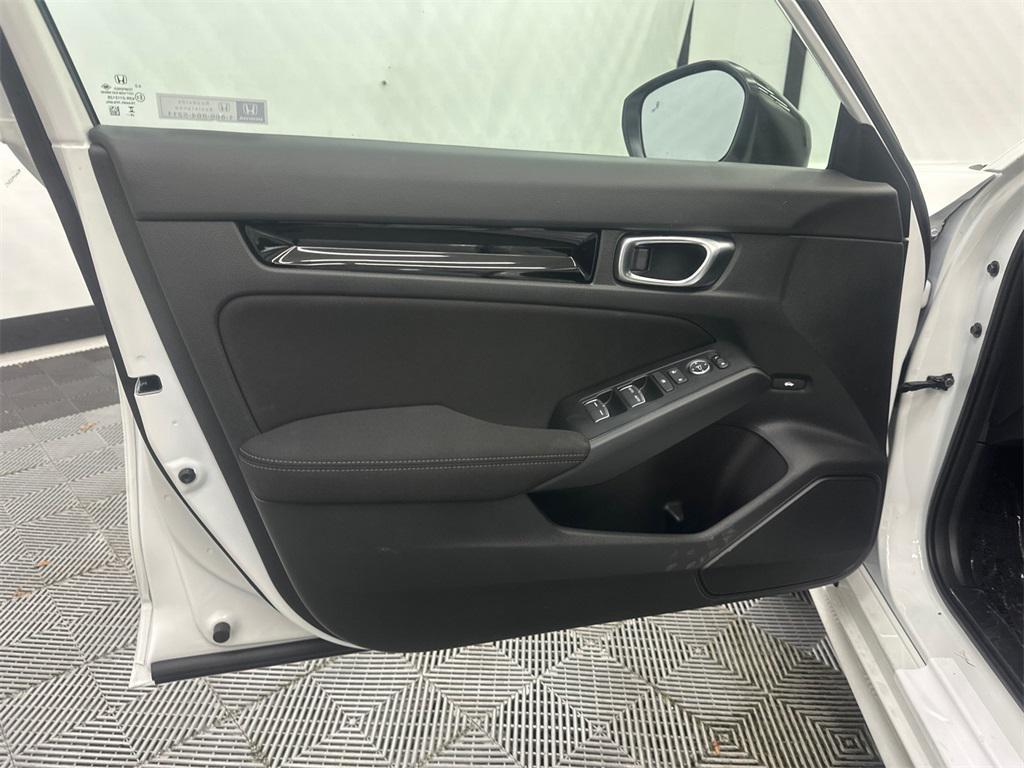 new 2026 Honda Civic Hybrid car, priced at $30,945