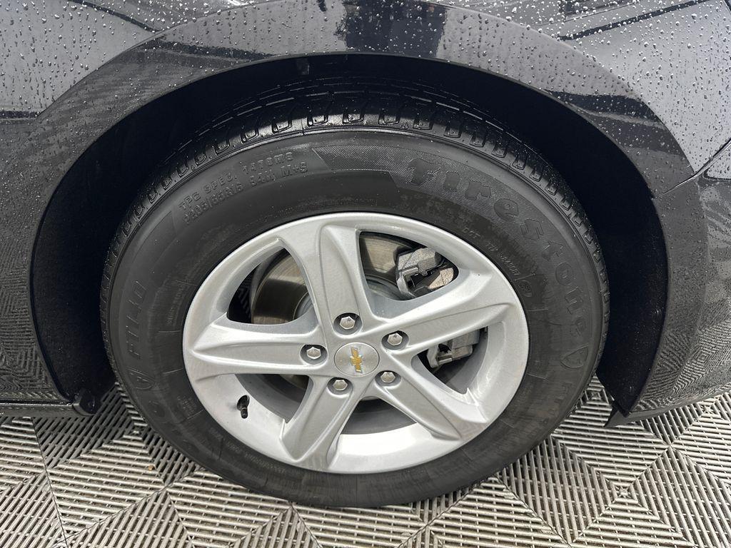 used 2025 Chevrolet Malibu car, priced at $18,998
