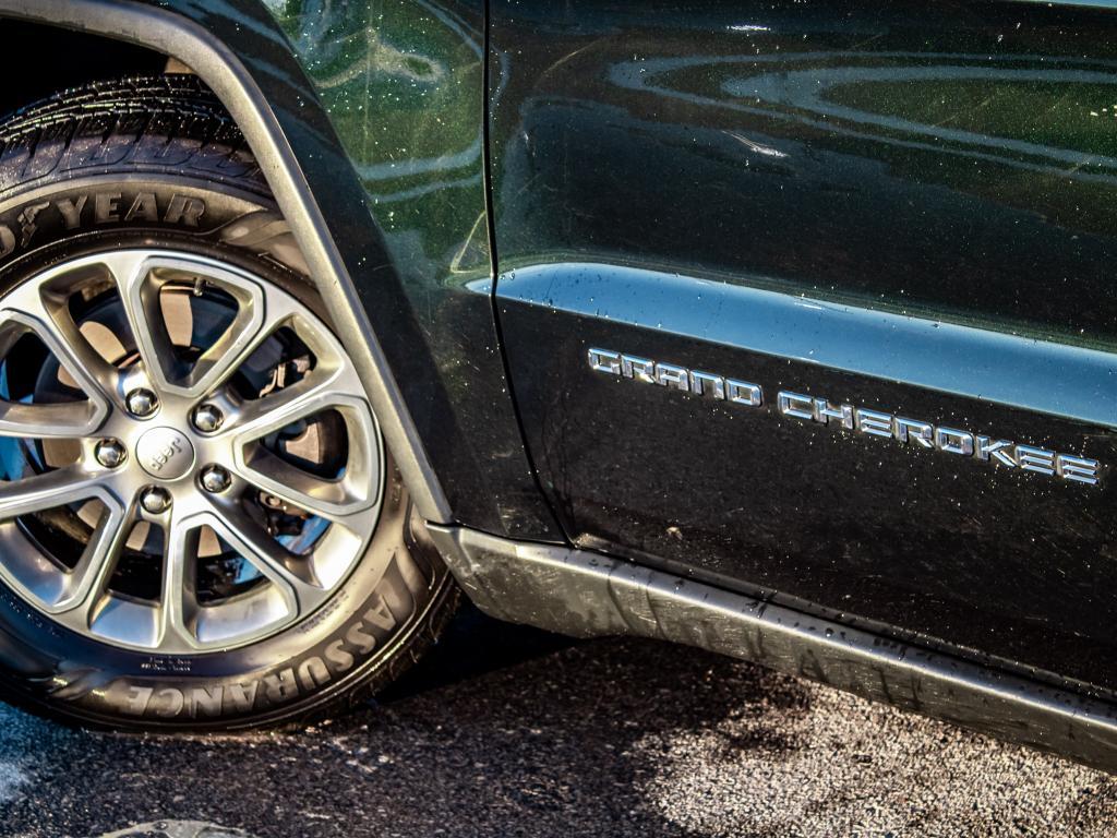 used 2014 Jeep Grand Cherokee car, priced at $11,990