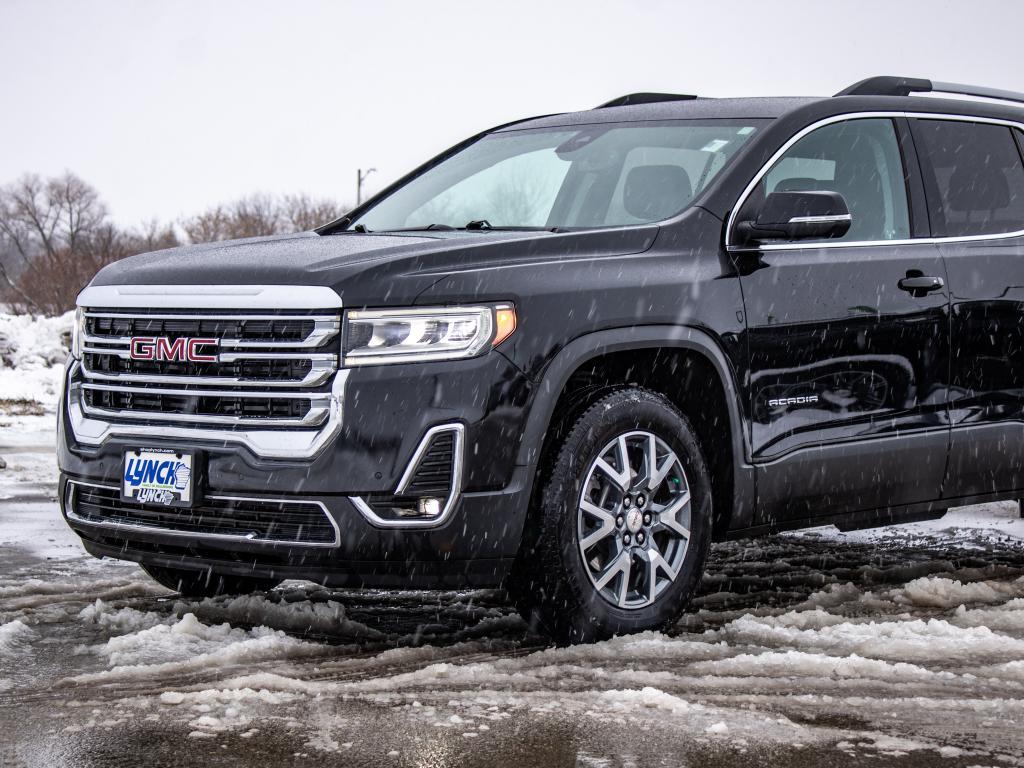 used 2023 GMC Acadia car, priced at $21,299