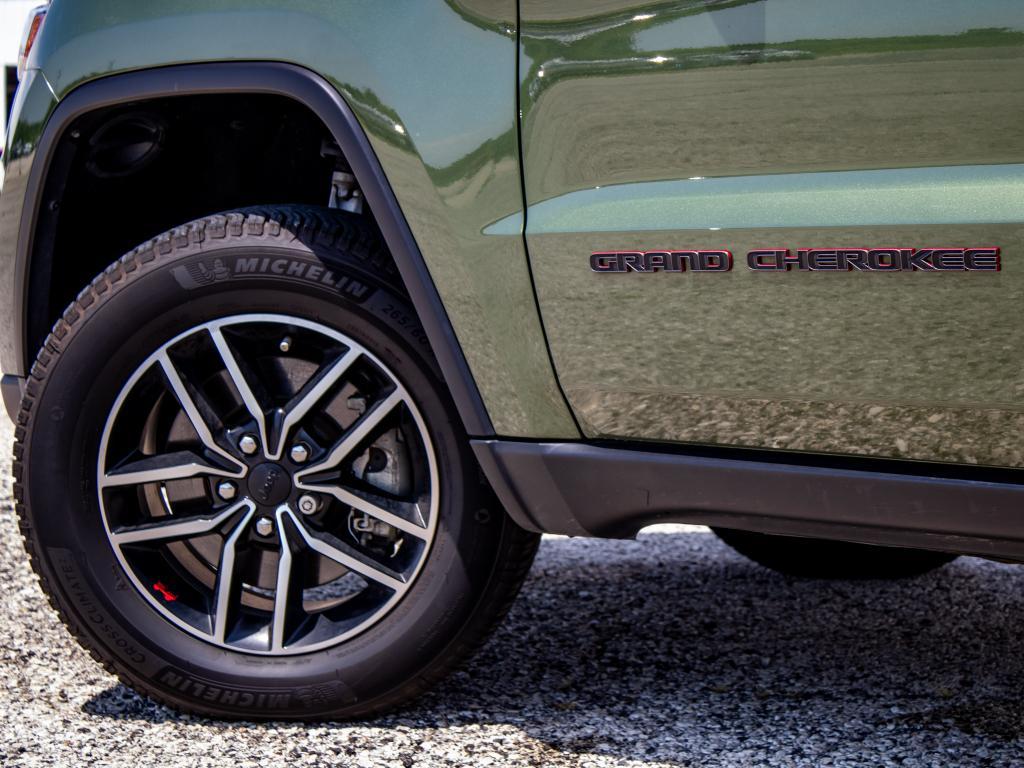 used 2021 Jeep Grand Cherokee car, priced at $25,598