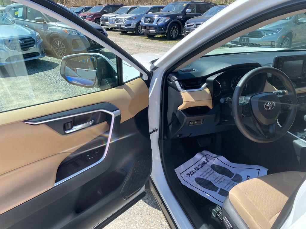 used 2021 Toyota RAV4 Hybrid car, priced at $27,428