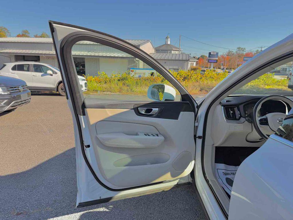 used 2023 Volvo XC60 car, priced at $24,995