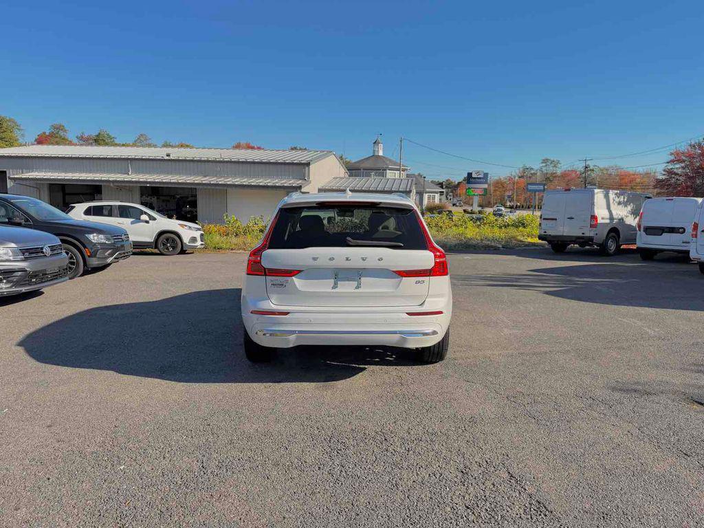 used 2023 Volvo XC60 car, priced at $24,995