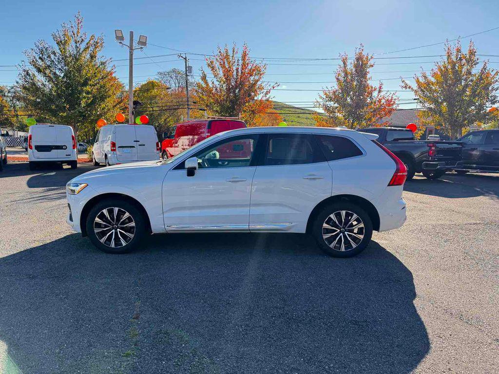 used 2023 Volvo XC60 car, priced at $24,995