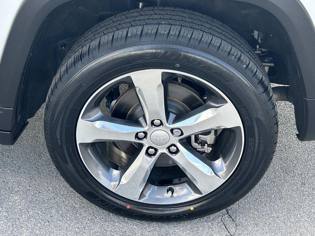 used 2022 Jeep Grand Cherokee L car, priced at $25,800