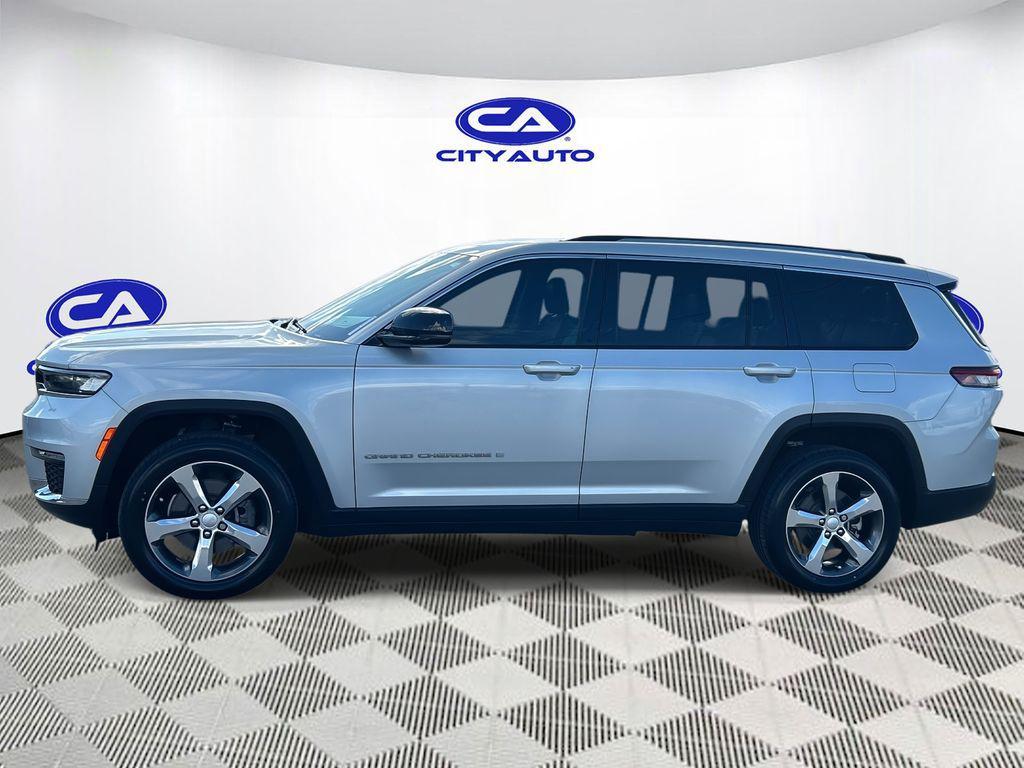 used 2022 Jeep Grand Cherokee L car, priced at $25,800