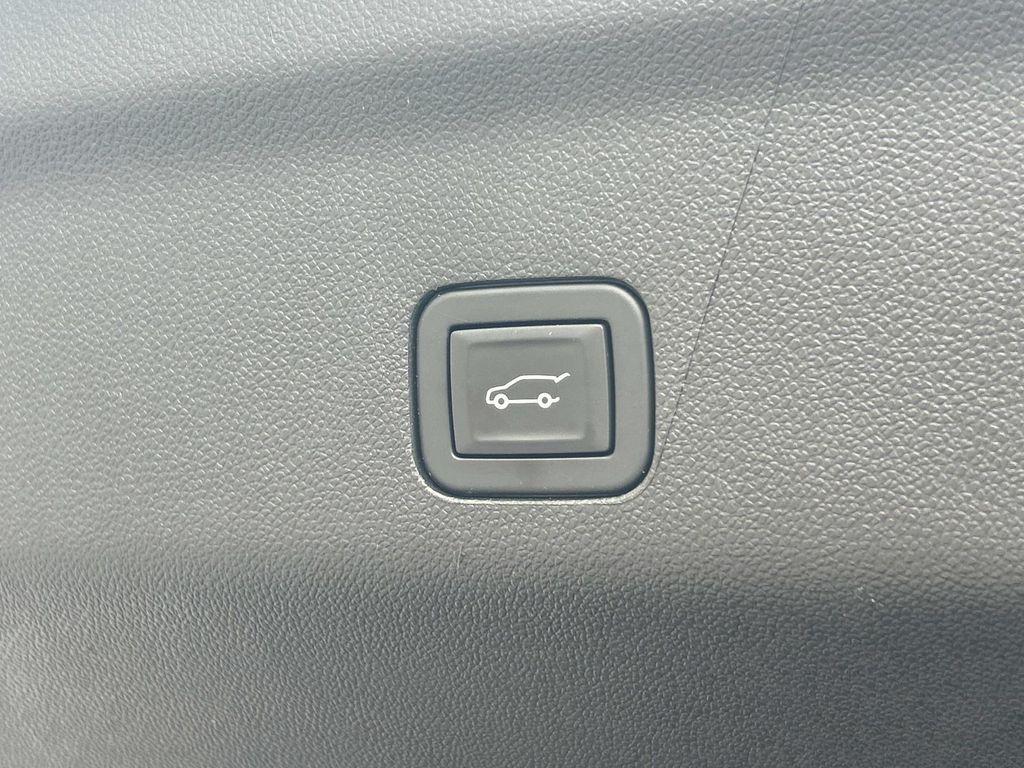 used 2024 Chevrolet Tahoe car, priced at $46,680