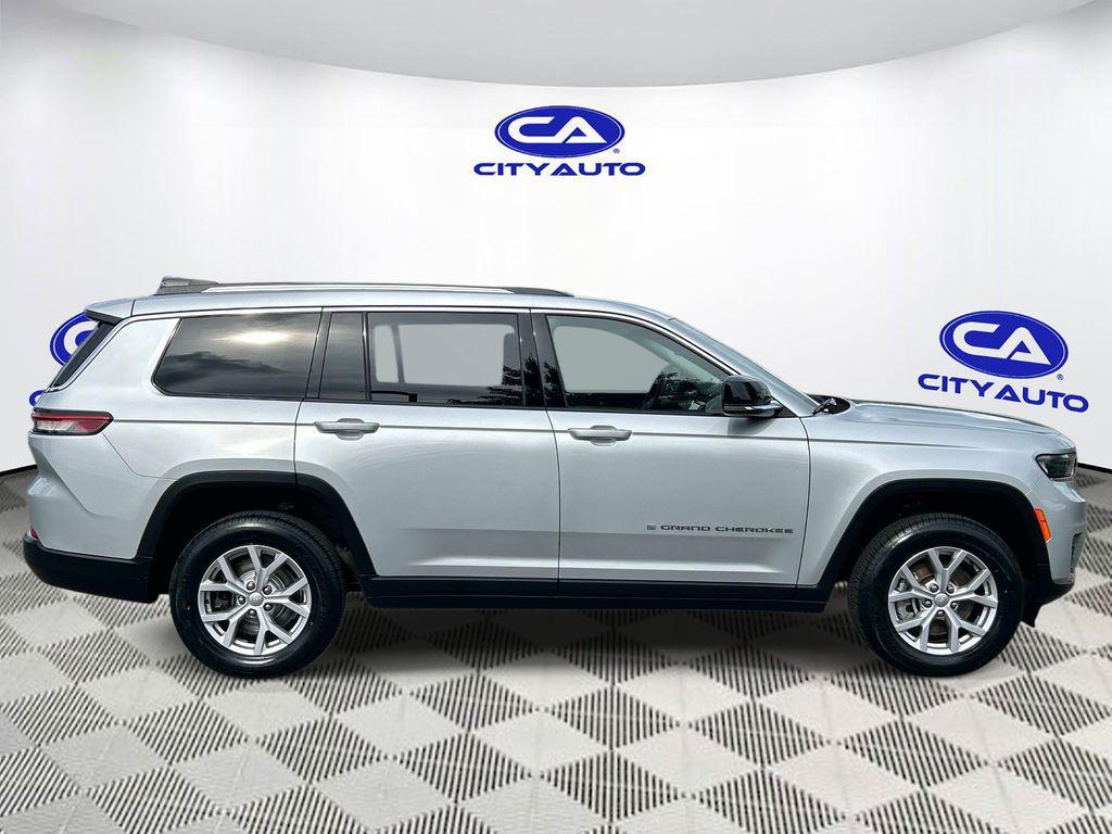 used 2022 Jeep Grand Cherokee L car, priced at $29,800