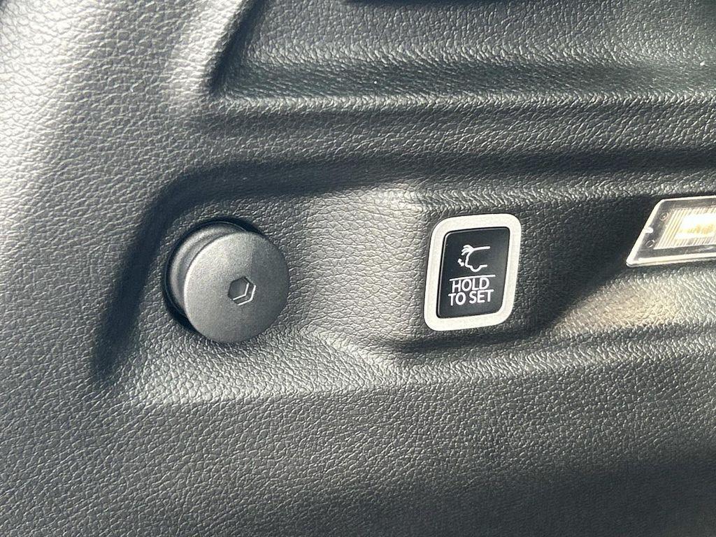 used 2022 Jeep Grand Cherokee L car, priced at $29,800