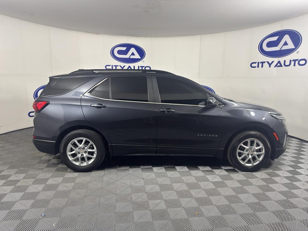 used 2022 Chevrolet Equinox car, priced at $18,995