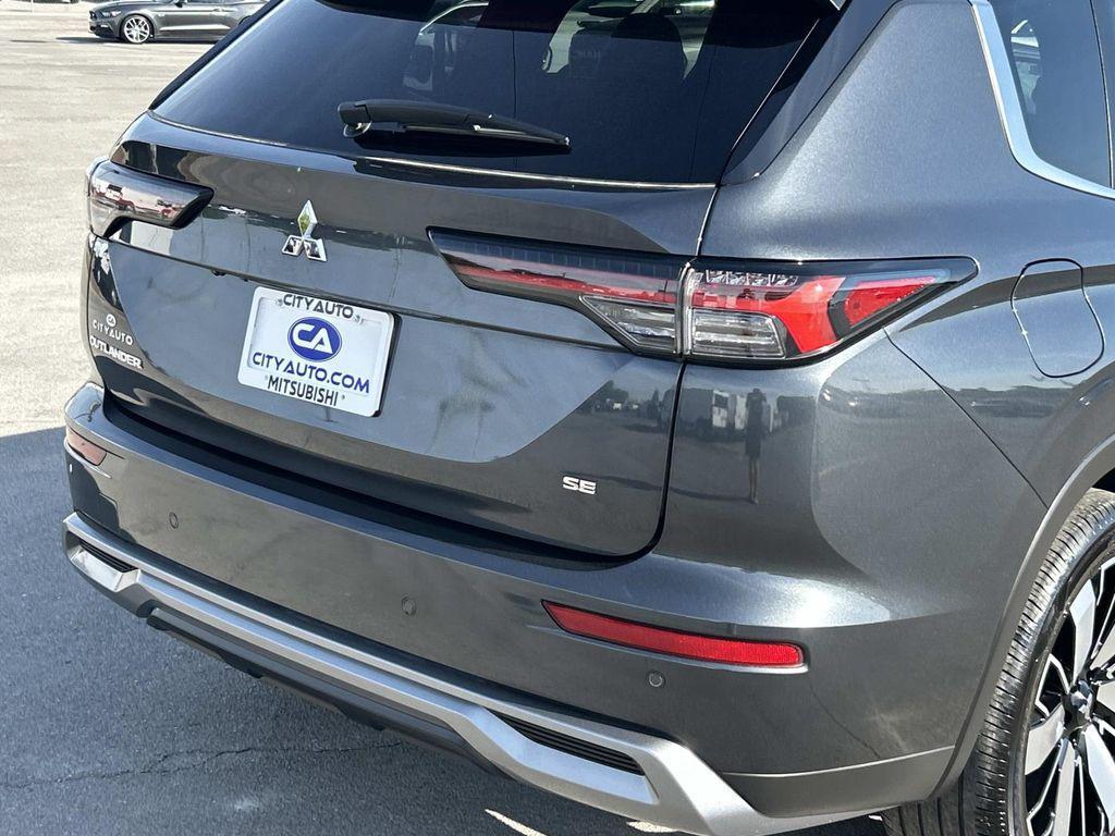 used 2025 Mitsubishi Outlander car, priced at $26,980