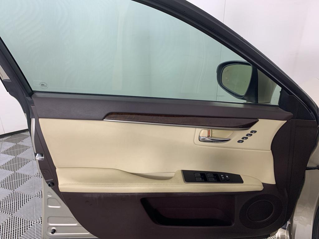used 2016 Lexus ES 350 car, priced at $19,995