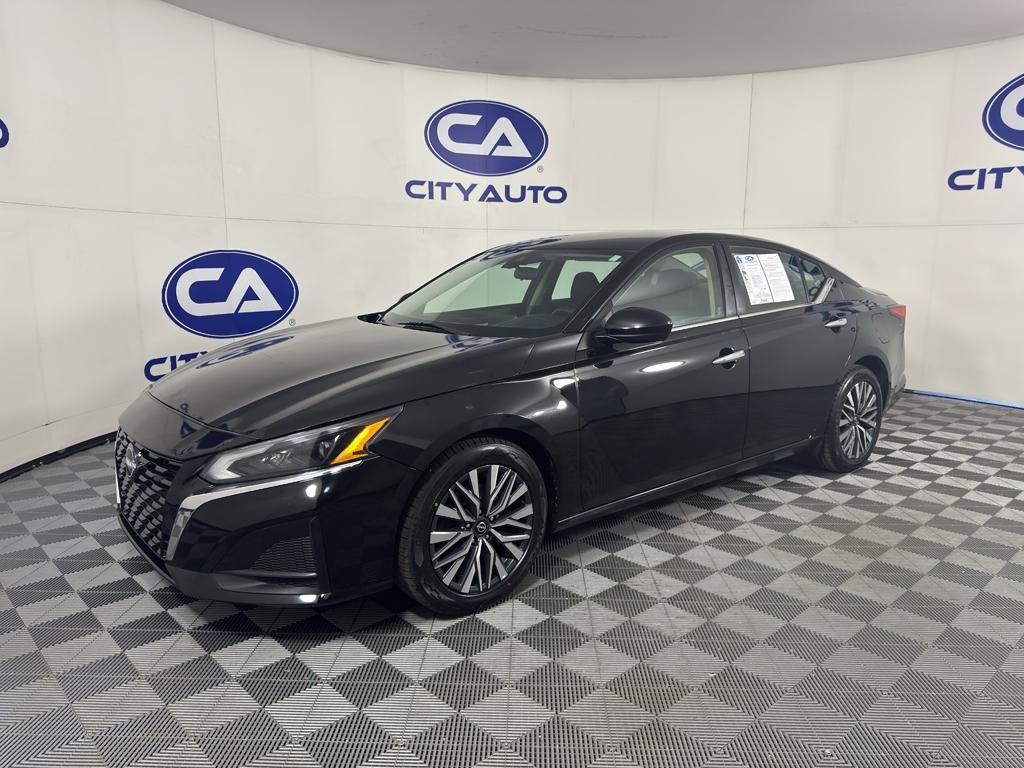 used 2023 Nissan Altima car, priced at $14,999