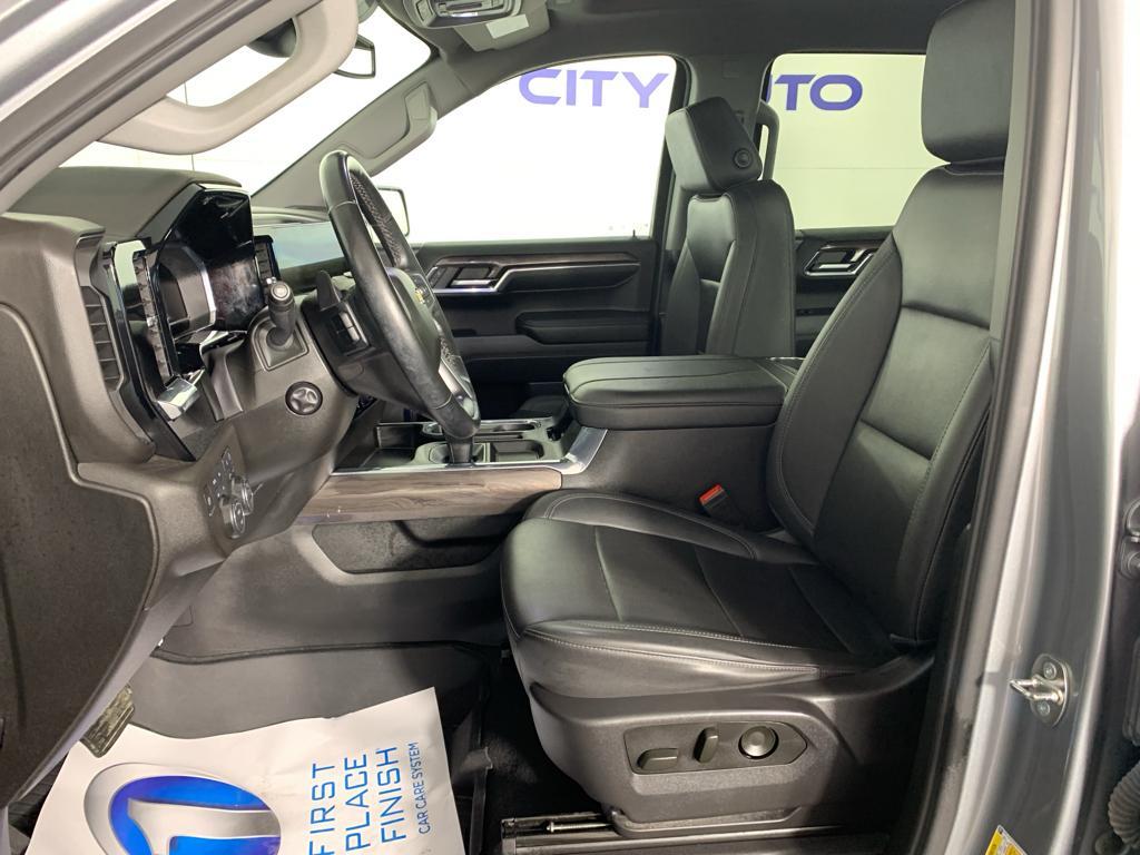 used 2024 Chevrolet Silverado 1500 car, priced at $40,825