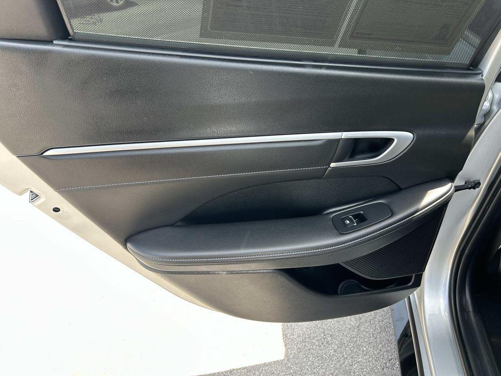 used 2025 Hyundai Sonata Hybrid car, priced at $32,279
