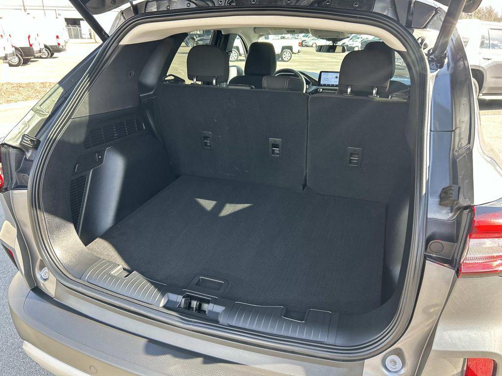 used 2024 Ford Escape car, priced at $20,811