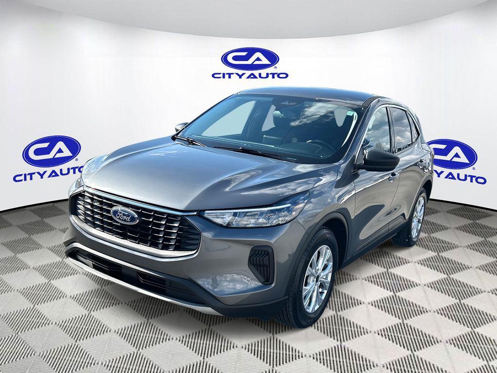 used 2024 Ford Escape car, priced at $20,811