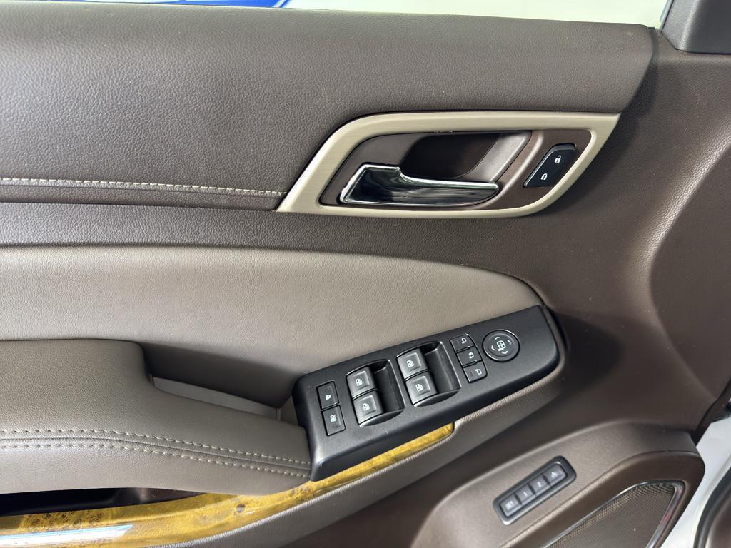 used 2017 GMC Yukon car, priced at $25,995