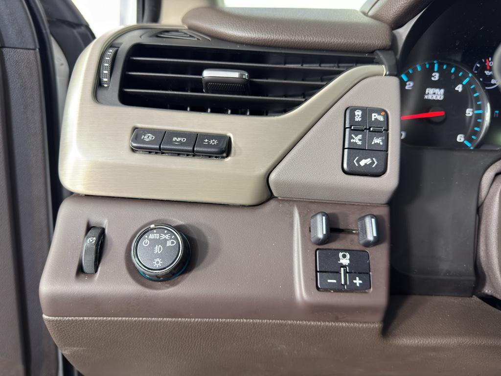 used 2017 GMC Yukon car, priced at $25,995