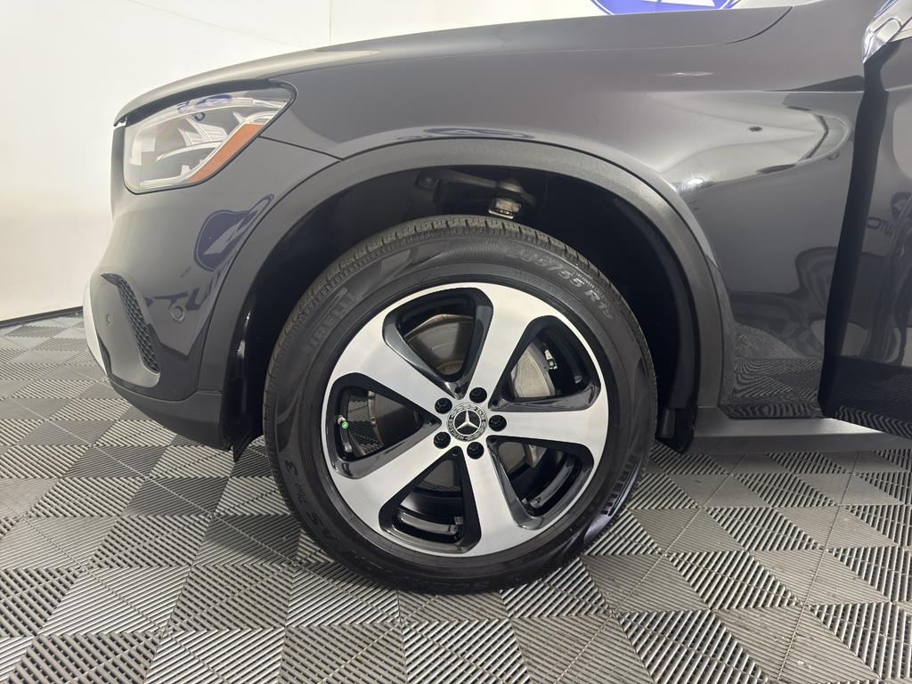 used 2021 Mercedes-Benz GLC 300 car, priced at $21,880