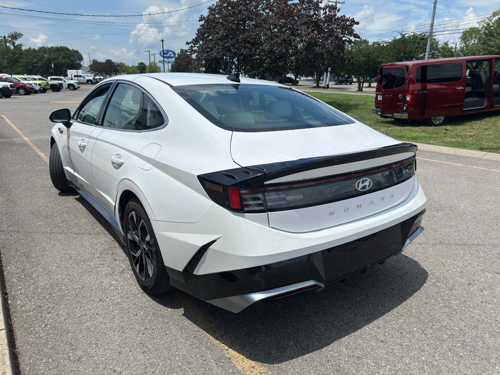used 2025 Hyundai Sonata car, priced at $23,177