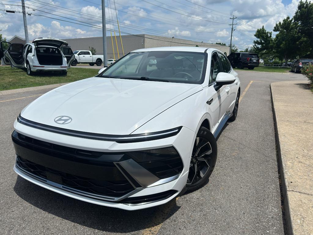 used 2025 Hyundai Sonata car, priced at $23,177